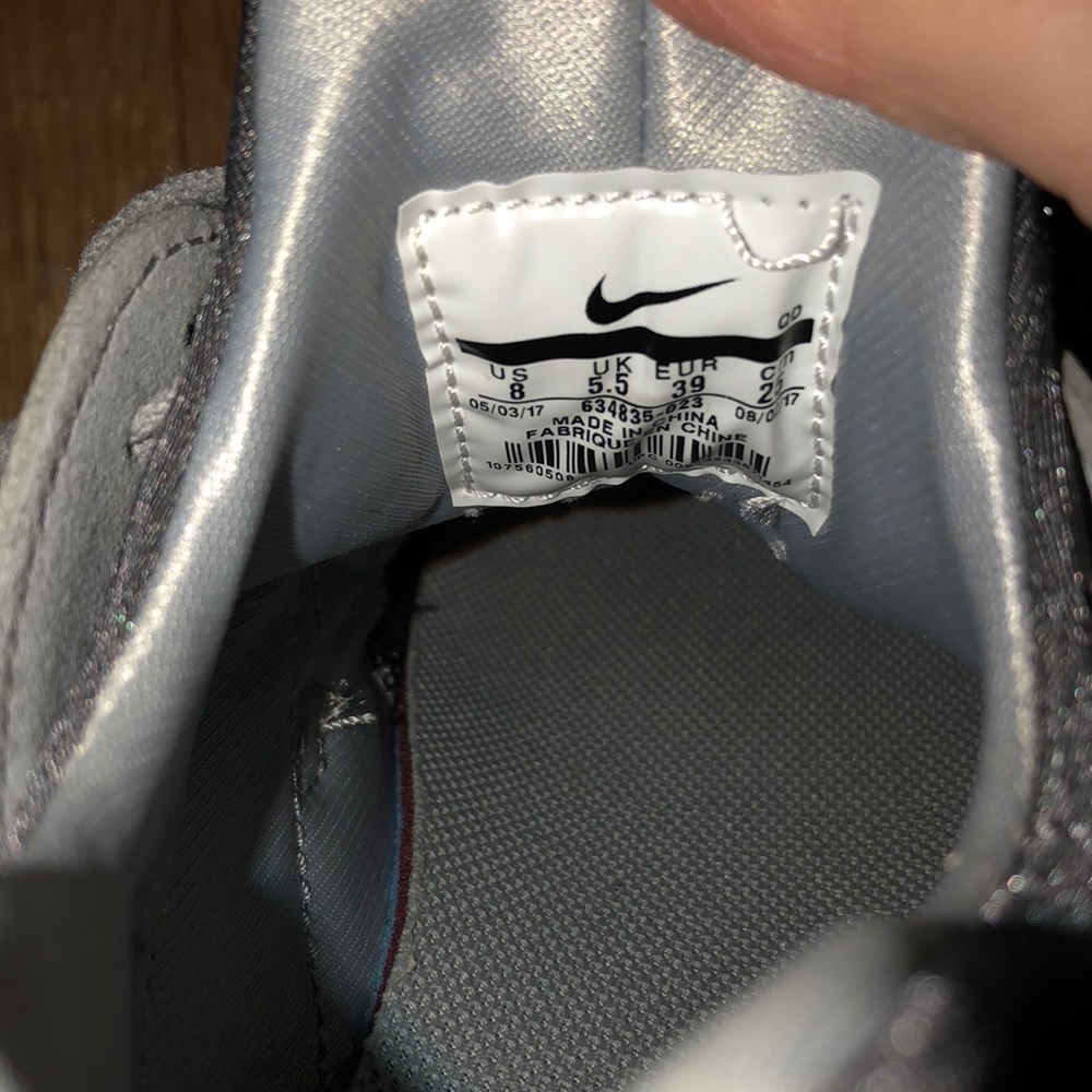 Rare gray on gray on white nike air huaraches - Picture 6 of 7
